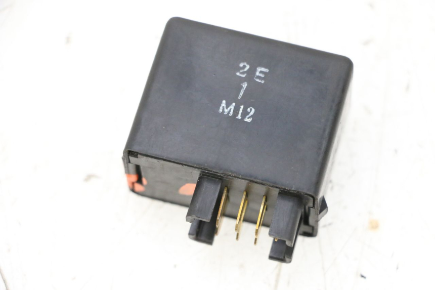 photo de TURN SIGNAL RELAY SUZUKI GSXR GSX-R 1000 (2003 - 2004) - Component detail