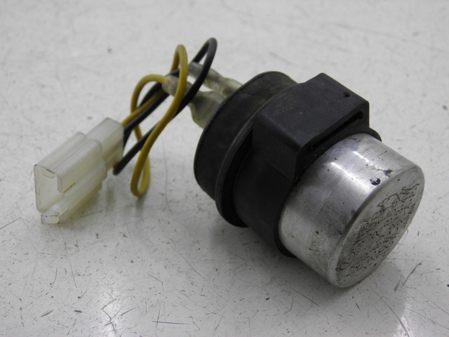 photo de TURN SIGNAL RELAY KAWASAKI ER - 5 500 (1997 - 2000) - Main view