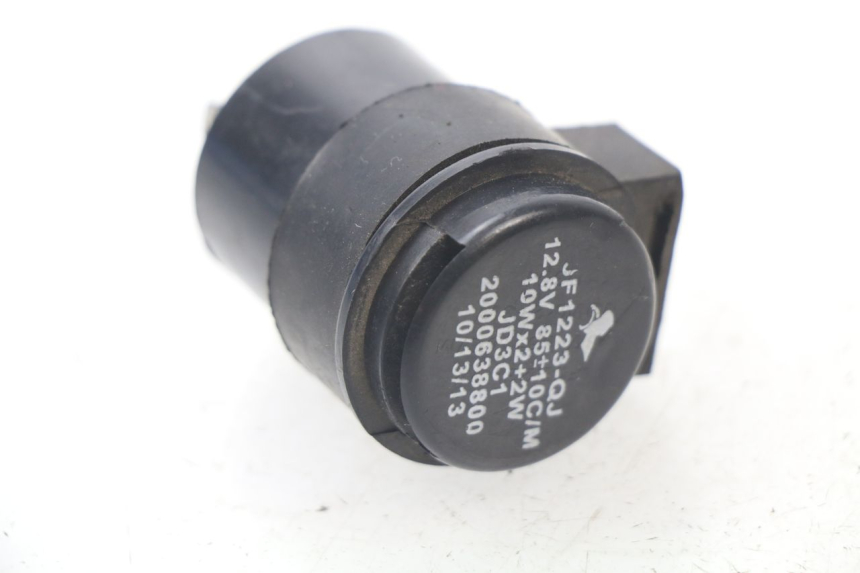 photo de FLASHER RELAY PEUGEOT KISBEE 2T 50 (2010 - 2017)
