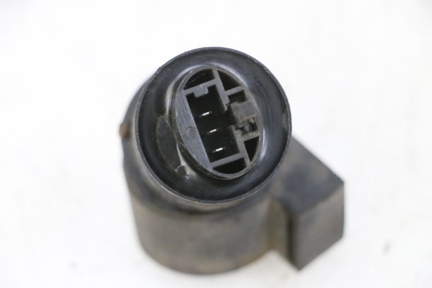 photo de TURN SIGNAL RELAY KYMCO LIKE 125 (2009 - 2016) - Zoom on usage condition