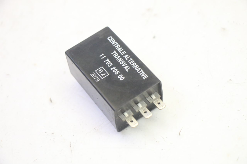 photo de FLASHER RELAY PEUGEOT LUDIX 50 (2005 - 2007) - Zoom on usage condition