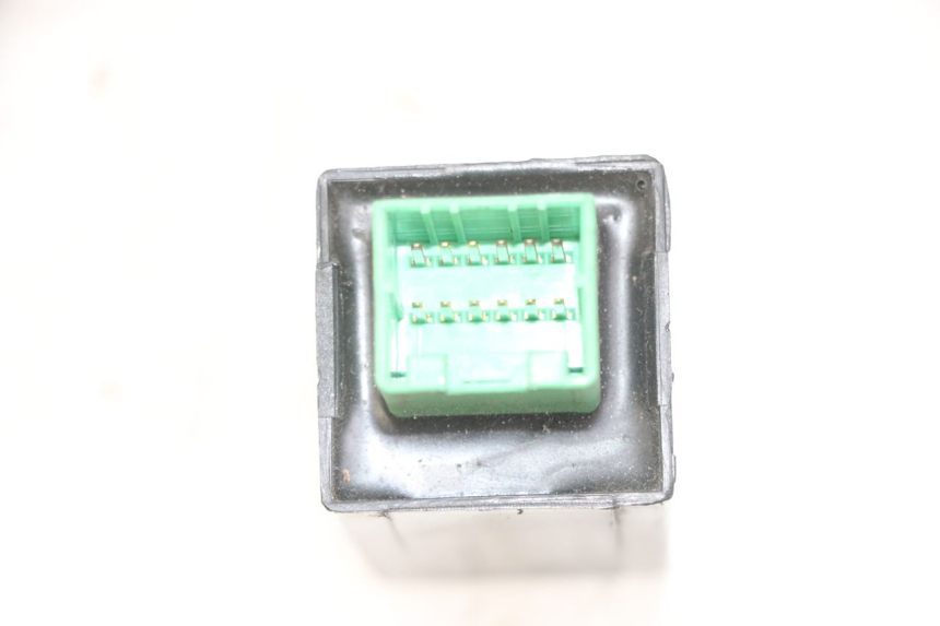 photo de TURN SIGNAL RELAY PIAGGIO MP3 LT 300 (2010 - 2016)