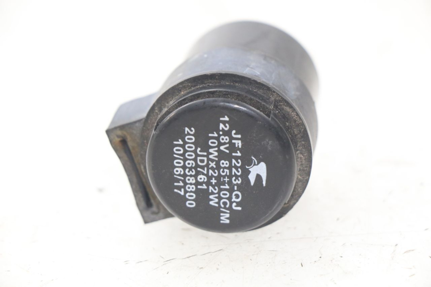 photo de FLASHER RELAY PEUGEOT KISBEE 2T 50 (2010 - 2017)