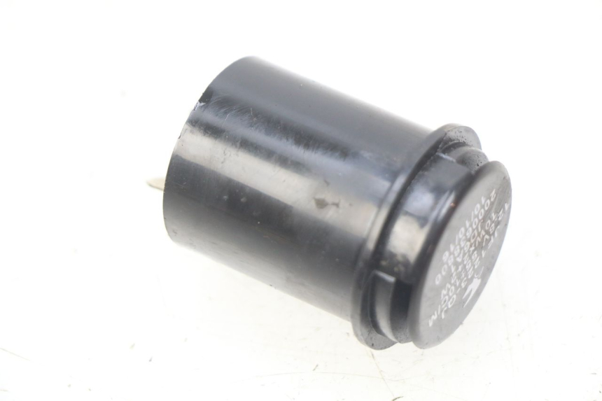 photo de FLASHER RELAY PEUGEOT KISBEE 2T 50 (2010 - 2017)