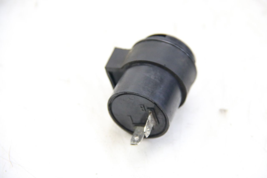 photo de FLASHER RELAY PEUGEOT KISBEE 2T 50 (2010 - 2017)