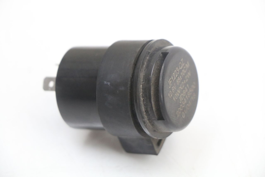 photo de FLASHER RELAY PEUGEOT KISBEE 4T 50 (2018 - 2022)