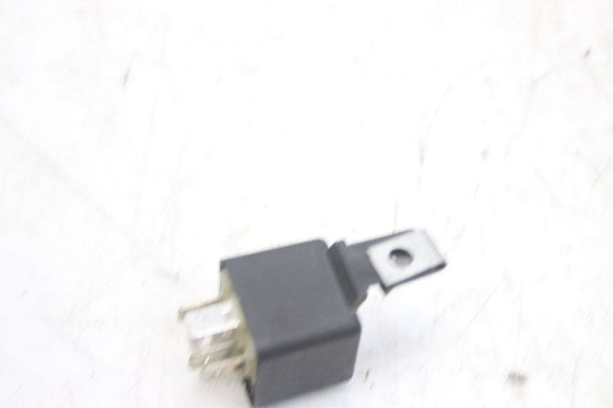 photo de FLASHER RELAY PIAGGIO FLY 4T 50 (2013 - 2017)