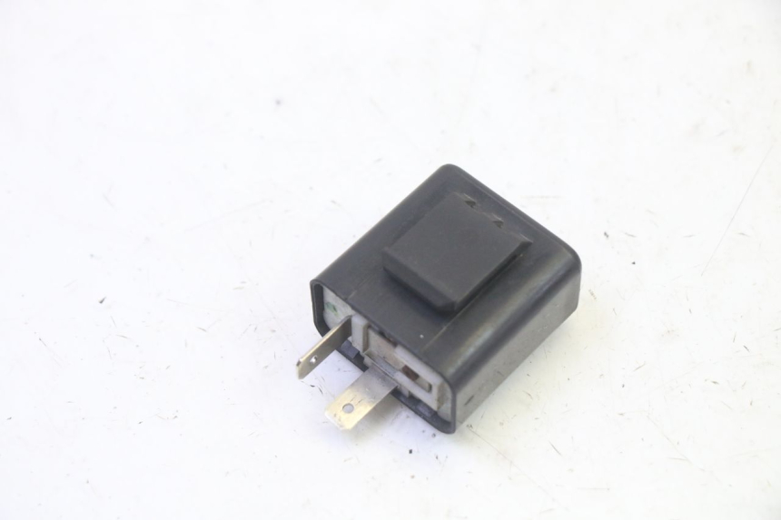 photo de FLASHER RELAY HONDA SCV LEAD 100 (2003 - 2007)