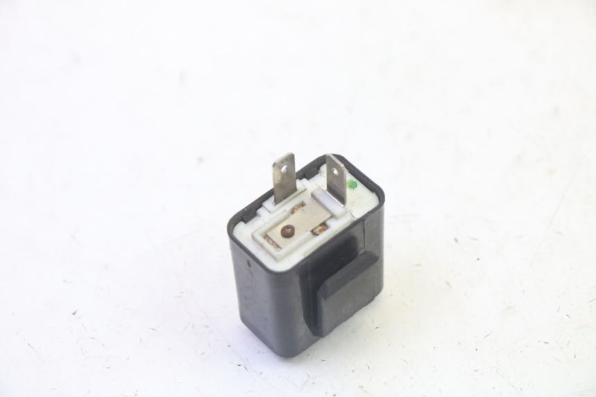 photo de FLASHER RELAY HONDA SCV LEAD 100 (2003 - 2007)