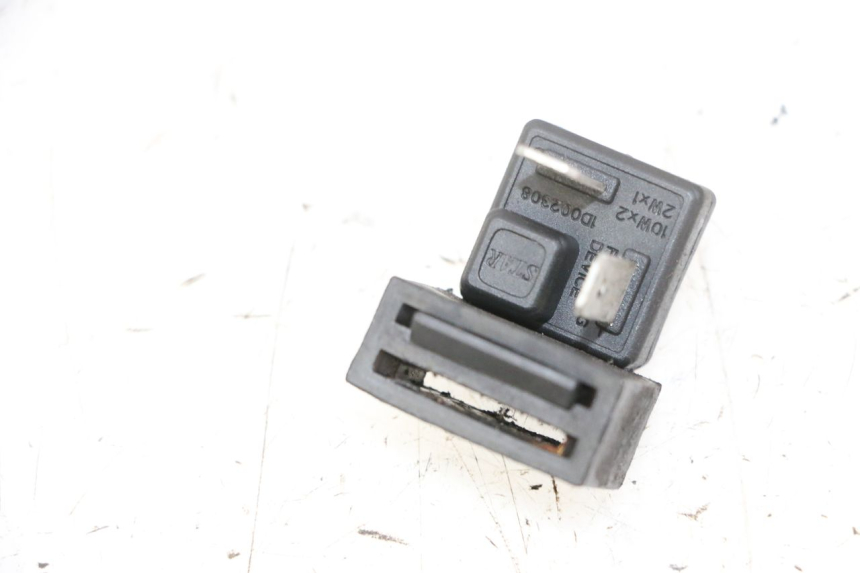 photo de TURN SIGNAL RELAY APRILIA SR R 2T LC 50 (2018 - 2021)