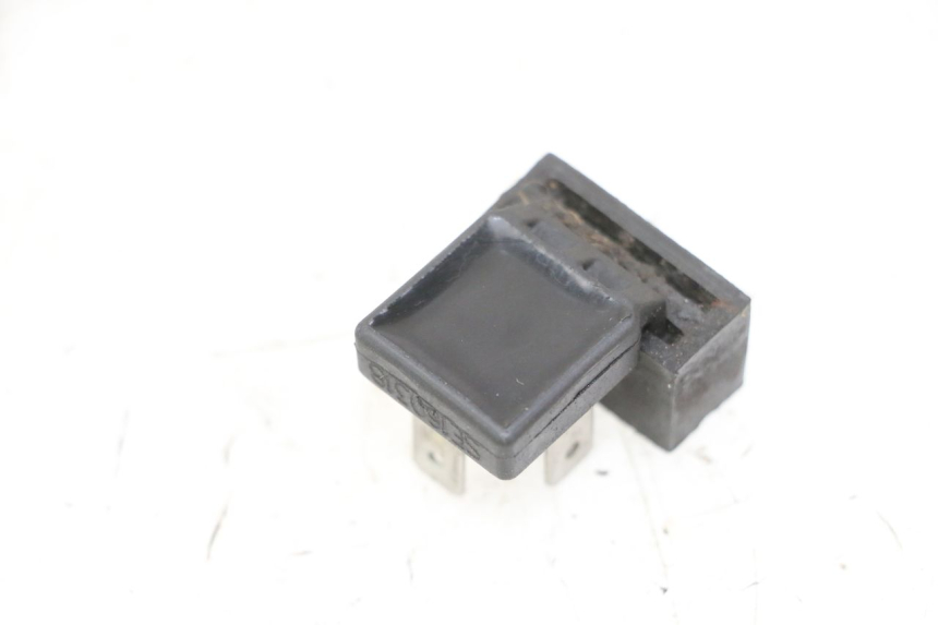 photo de TURN SIGNAL RELAY APRILIA SR R 2T LC 50 (2018 - 2021)