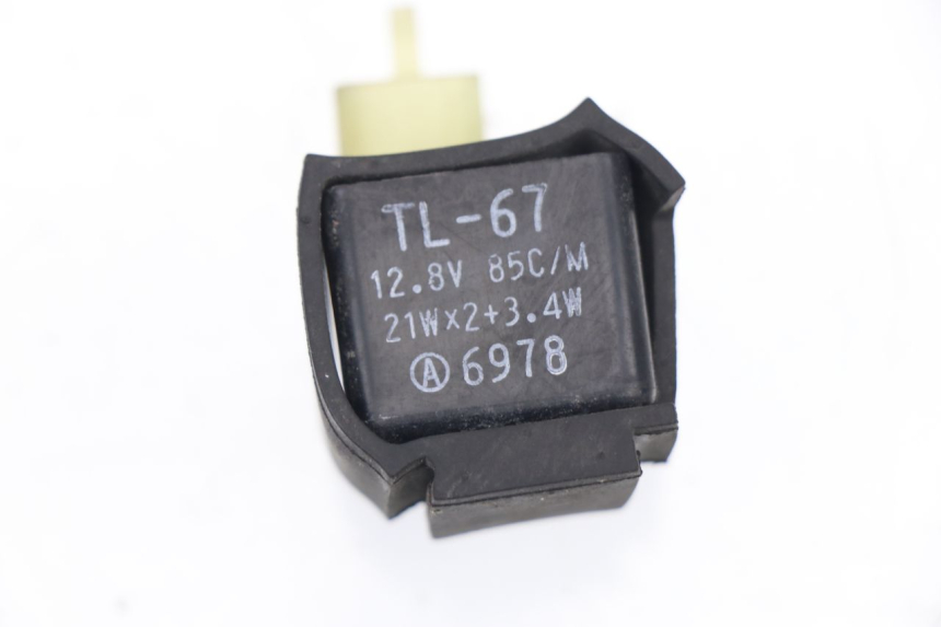 photo de FLASHER RELAY SUZUKI BURGMAN 125 (2007 - 2014)