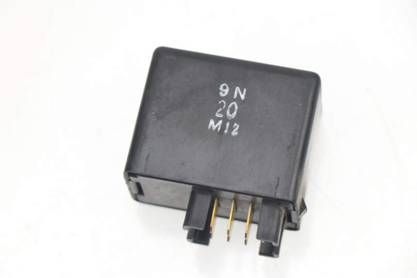 photo de TURN SIGNAL RELAY SUZUKI GSR 750 (2011 - 2017)