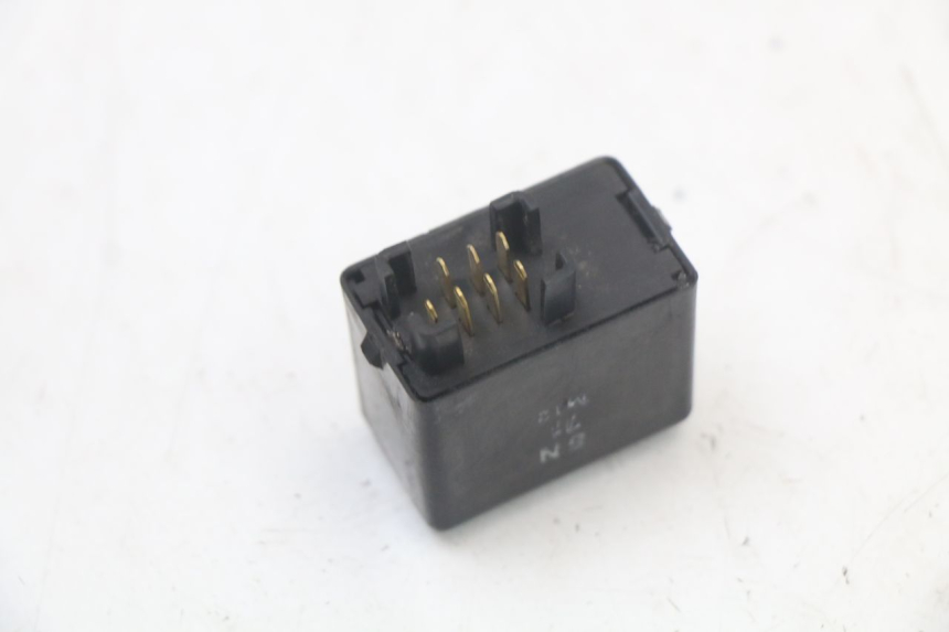 photo de TURN SIGNAL RELAY SUZUKI GSR 750 (2011 - 2017)