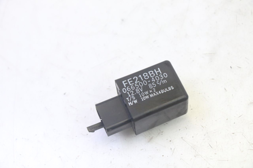 photo de FLASHER RELAY YAMAHA TDM ABS 900 (2002 - 2014)