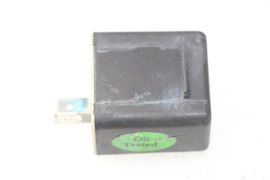 photo de TURN SIGNAL RELAY PIAGGIO VESPA LX IE 125 (2010 - 2012)