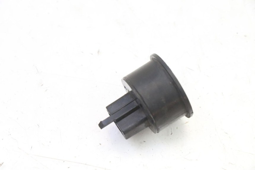 photo de TURN SIGNAL RELAY PEUGEOT VIVACITY NEW 4T 50 (2008 - 2017)