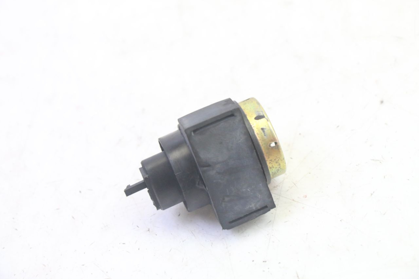 photo de FLASHER RELAY DAELIM VJ ROADWIN FI 125 (2008 - 2017) - Zoom on usage condition