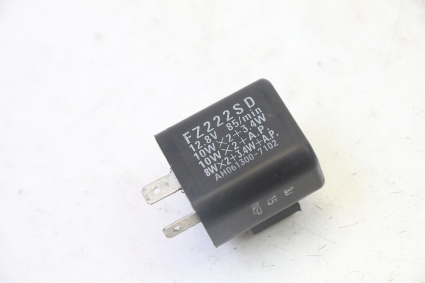 photo de TURN SIGNAL RELAY YAMAHA X-CITY XCITY 125 (2007 - 2008)
