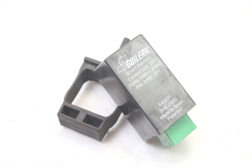 photo de FLASHER RELAY PIAGGIO XEVO - X EVO 125 (2007 - 2016)