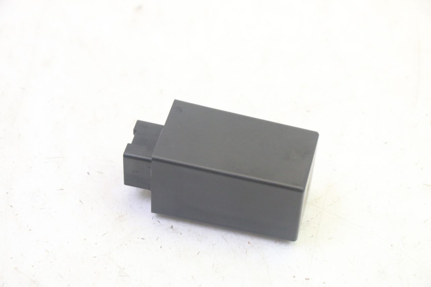 photo de FLASHER RELAY PIAGGIO XEVO - X EVO 125 (2007 - 2017) - Alternative perspective