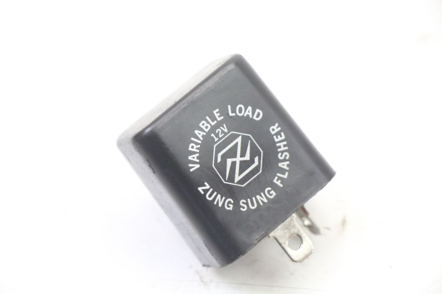 photo de TURN SIGNAL RELAY YAMAHA TZR 50 (2008 - 2016)