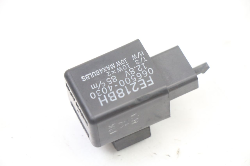 photo de TURN SIGNAL RELAY YAMAHA XJ6 ABS 600 (2008 - 2016)