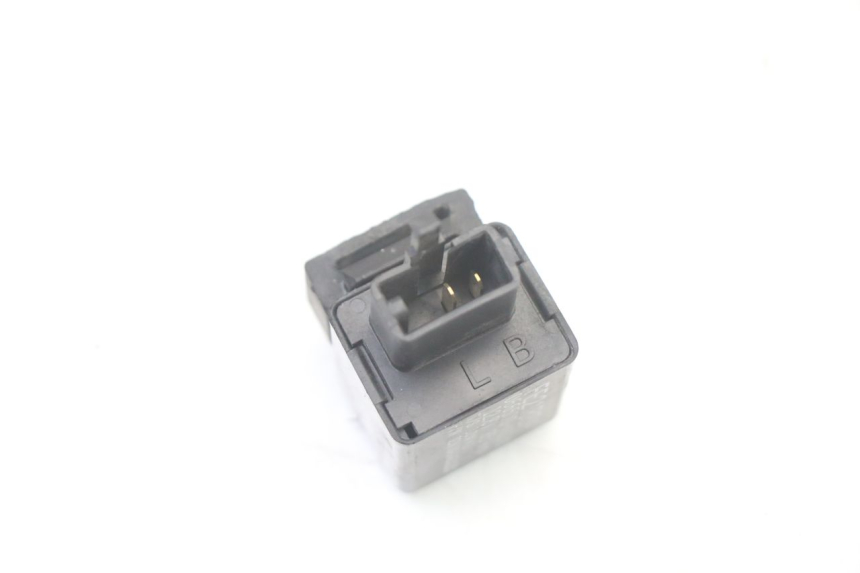 photo de TURN SIGNAL RELAY YAMAHA XJ6 ABS 600 (2008 - 2016)