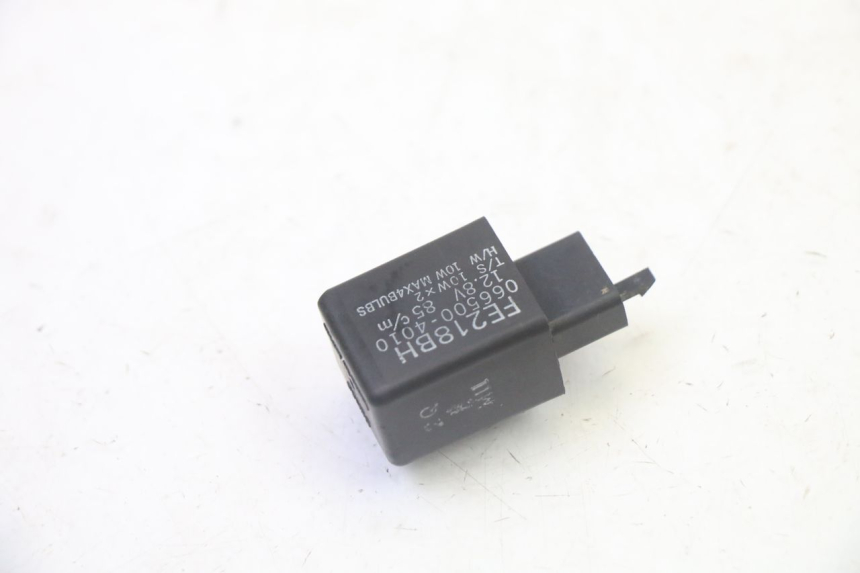 photo de TURN SIGNAL RELAY YAMAHA YFM GRIZZLY 550 (2008 - 2015)