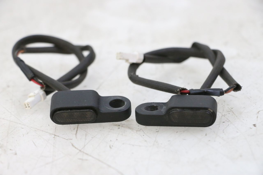 photo de REAR TURN SIGNAL DERBI SENDA SM DRD X-TREME 50 (2011 - 2017)