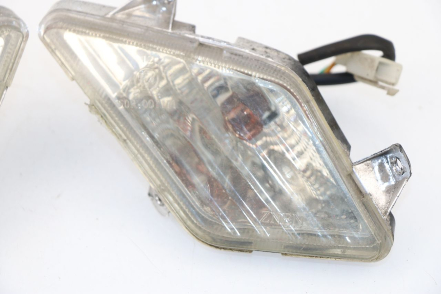 photo de REAR TURN SIGNAL GOWINN DOLCE VITA 125 (2007 - 2013)