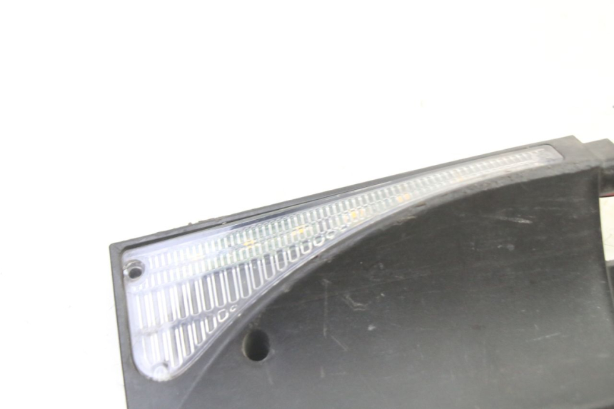 photo de REAR RIGHT TURN SIGNAL URBANGLIDE E-CROSS PRO 1