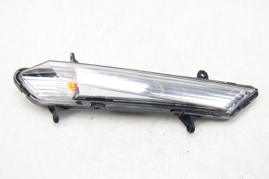 photo de RIGHT REAR TURN SIGNAL ECCITY ARTELEC 670 1 (2013 - 2017)