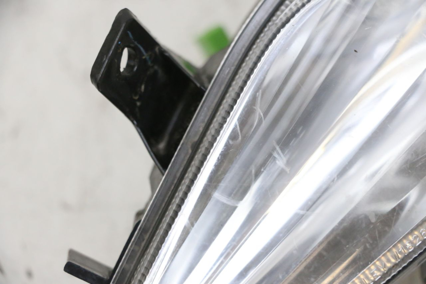 photo de REAR RIGHT TURN SIGNAL MBK FLIPPER 115 (2013 - 2017) - Alternative perspective