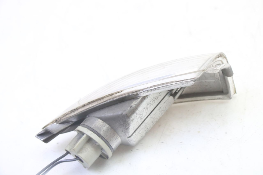 photo de RIGHT REAR TURN SIGNAL PIAGGIO FLY 2T 50 (2004 - 2017)