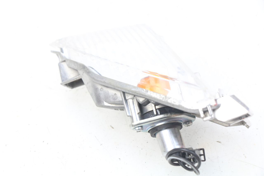 photo de REAR RIGHT TURN SIGNAL SUZUKI GSX-R GSXR 750 (2011 - 2016)
