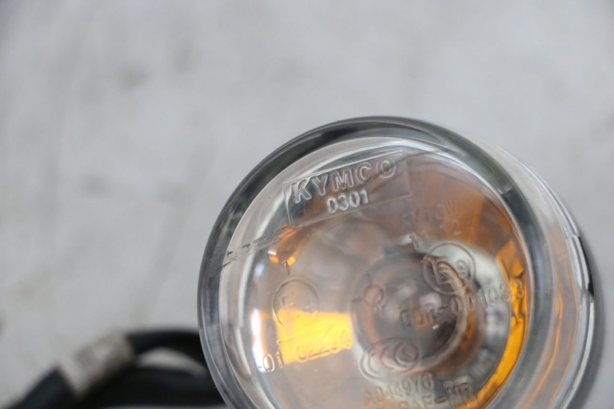 photo de REAR RIGHT TURN SIGNAL KYMCO AGILITY 4T 50 (2018 - 2022)
