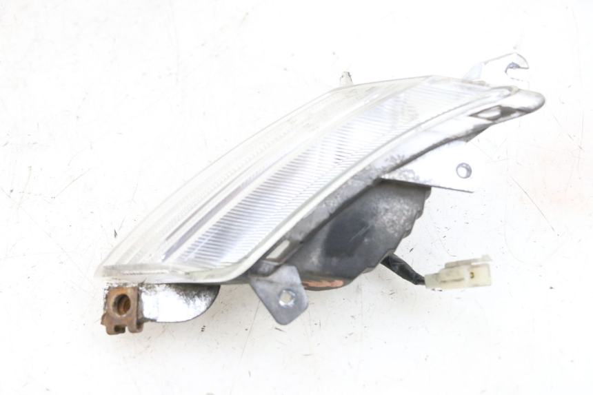 photo de RIGHT REAR TURN SIGNAL KYMCO LIKE 125 (2009 - 2016) - Surface and material condition