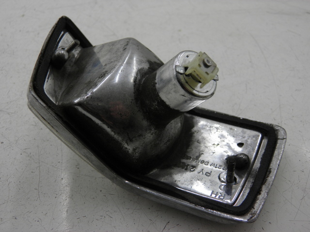 photo de REAR RIGHT TURN SIGNAL LML DLX 2T 125 (2008) - Component detail