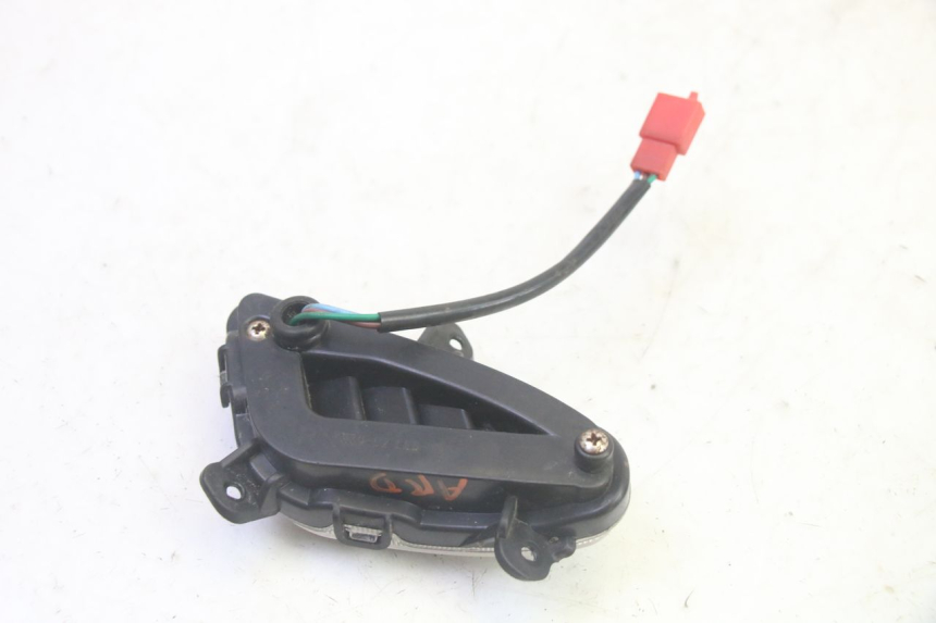 photo de RIGHT REAR TURN SIGNAL JM MOTORS OLDIES GT 4T 50 (2018 - 2025) - Alternative perspective