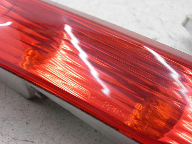 photo de RIGHT REAR TURN SIGNAL PIAGGIO X8 125 (2004 - 2007)