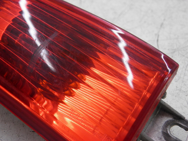 photo de RIGHT REAR TURN SIGNAL PIAGGIO X8 125 (2004 - 2007)