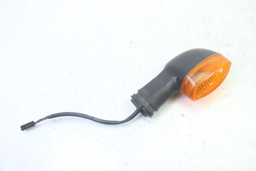 photo de REAR RIGHT TURN SIGNAL YAMAHA TDM ABS 900 (2002 - 2014) - Zoom on usage condition