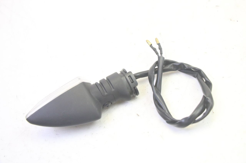 photo de REAR RIGHT TURN SIGNAL YAMAHA TRICITY 300 (2020 - 2024) - Technical close-up