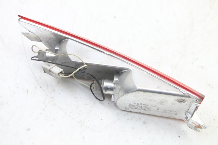 photo de RIGHT REAR TURN SIGNAL PIAGGIO XEVO - X EVO 125 (2007 - 2016) - Product overview