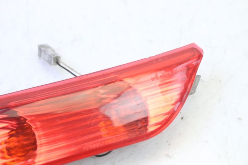 photo de RIGHT REAR TURN SIGNAL PIAGGIO XEVO - X EVO 125 (2007 - 2016)