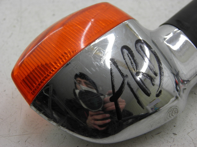 photo de REAR RIGHT TURN SIGNAL YAMAHA YBR CUSTOM 125 (2008 - 2010) - Component detail