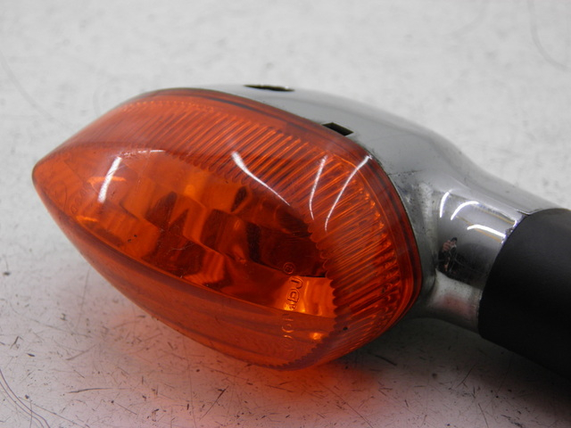 photo de REAR RIGHT TURN SIGNAL YAMAHA YBR CUSTOM 125 (2008 - 2010) - Product overview