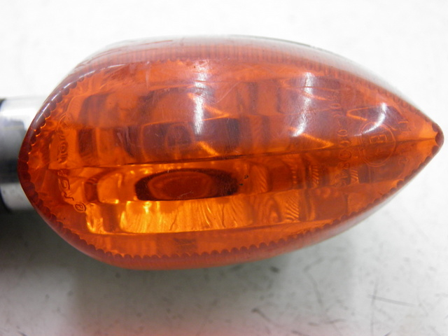 photo de REAR RIGHT TURN SIGNAL YAMAHA YBR CUSTOM 125 (2008 - 2010) - Fixing points details