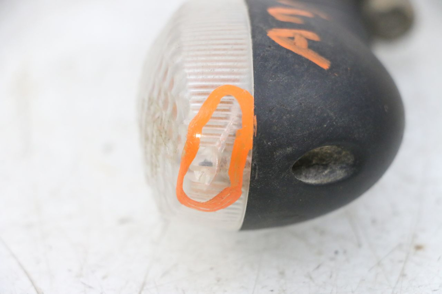 photo de REAR RIGHT TURN SIGNAL YAMAHA YFM R RAPTOR 250 (2008 - 2014) - Surface and material condition